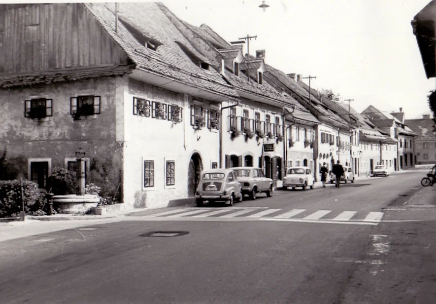 4 spodnji trg